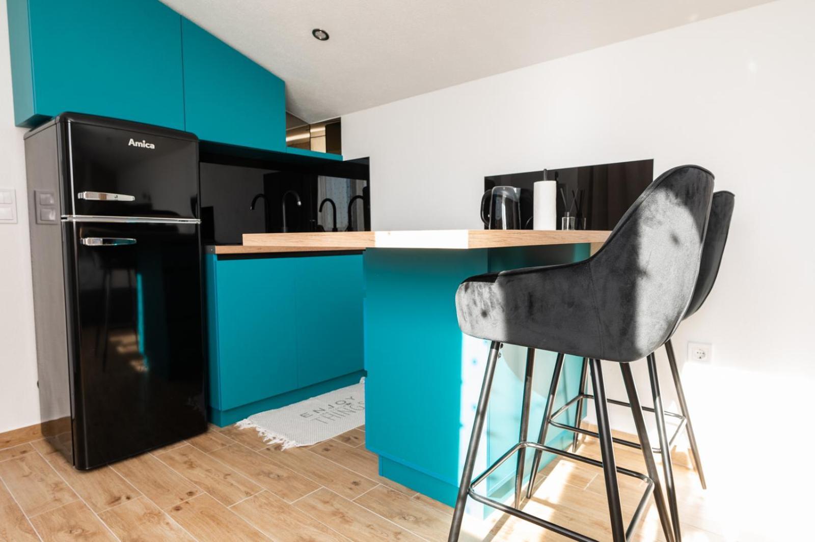 Apartments Villa Monique Рогозниця Екстер'єр фото